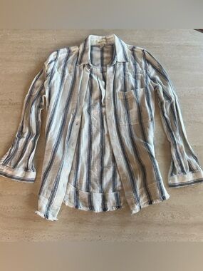 Anthropologie cloth and stone button down top size XS